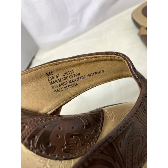 BOC Born Concept Sandals Womens 8 M Flip Flop Brown Faux Leather Toe Post Z10757 - Picture 6 of 8